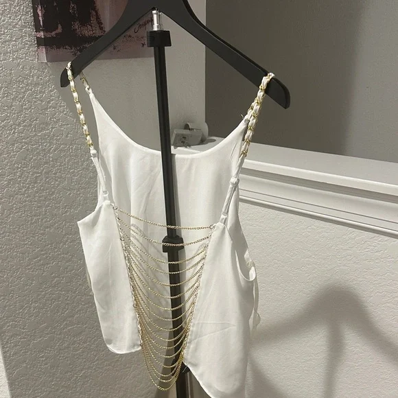 Nicki Minaj White Camisole with Gold Chain Straps - Picture 2 of 6